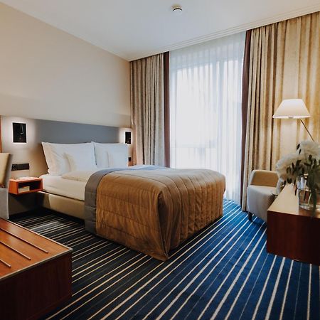 Lind Hotel Rietberg Bagian luar foto