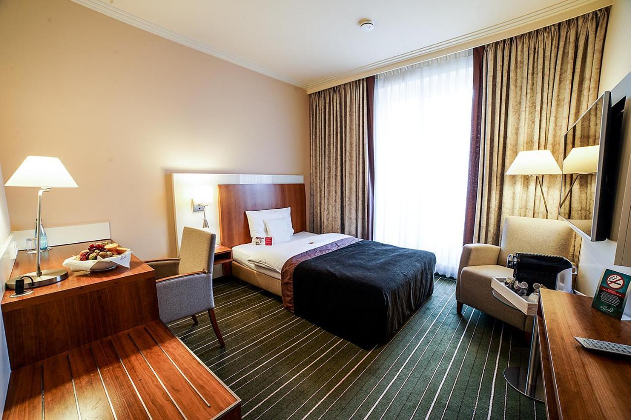 Lind Hotel Rietberg Bagian luar foto